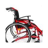 Lightweight wheelchair with aluminum frame - Only 13.7 kg - Foldable